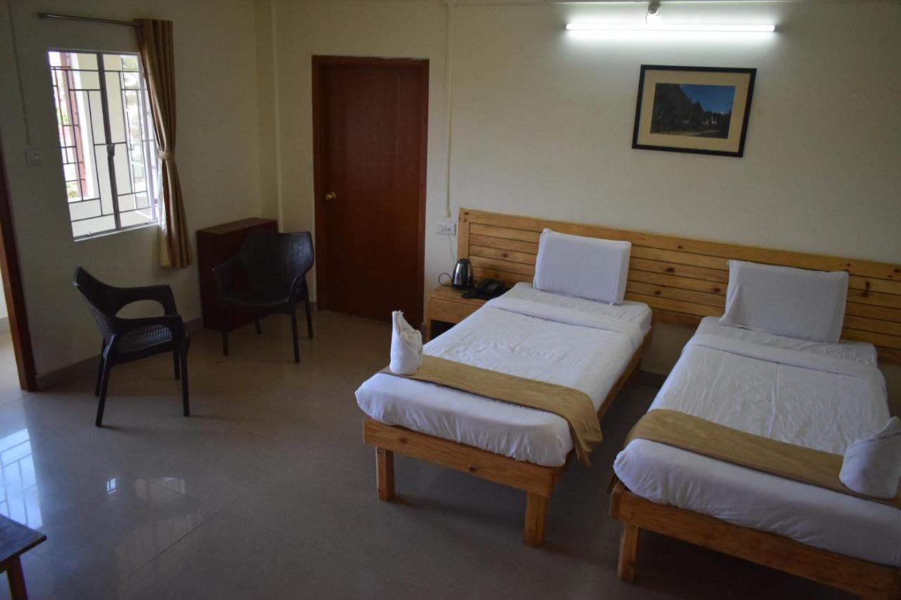 Hotel Travellers Inn Shillong Exterior foto
