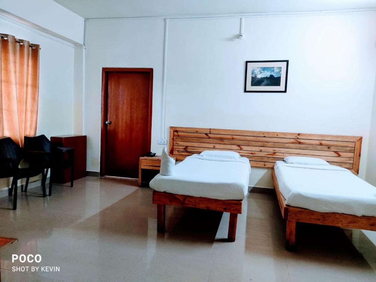 Hotel Travellers Inn Shillong Exterior foto