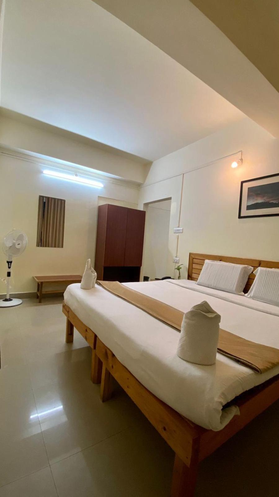 Hotel Travellers Inn Shillong Exterior foto
